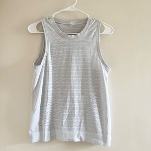 light grey lululemon muscle tank